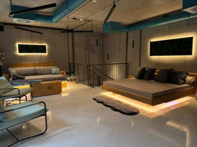 43f4f459-754e-439e-8c17-d88241a0b177