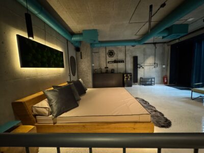 a032a731-0d80-4c3a-b9fb-3115920f379f